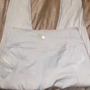SOLD❤️❤️WHITE LULU LEGGINGS